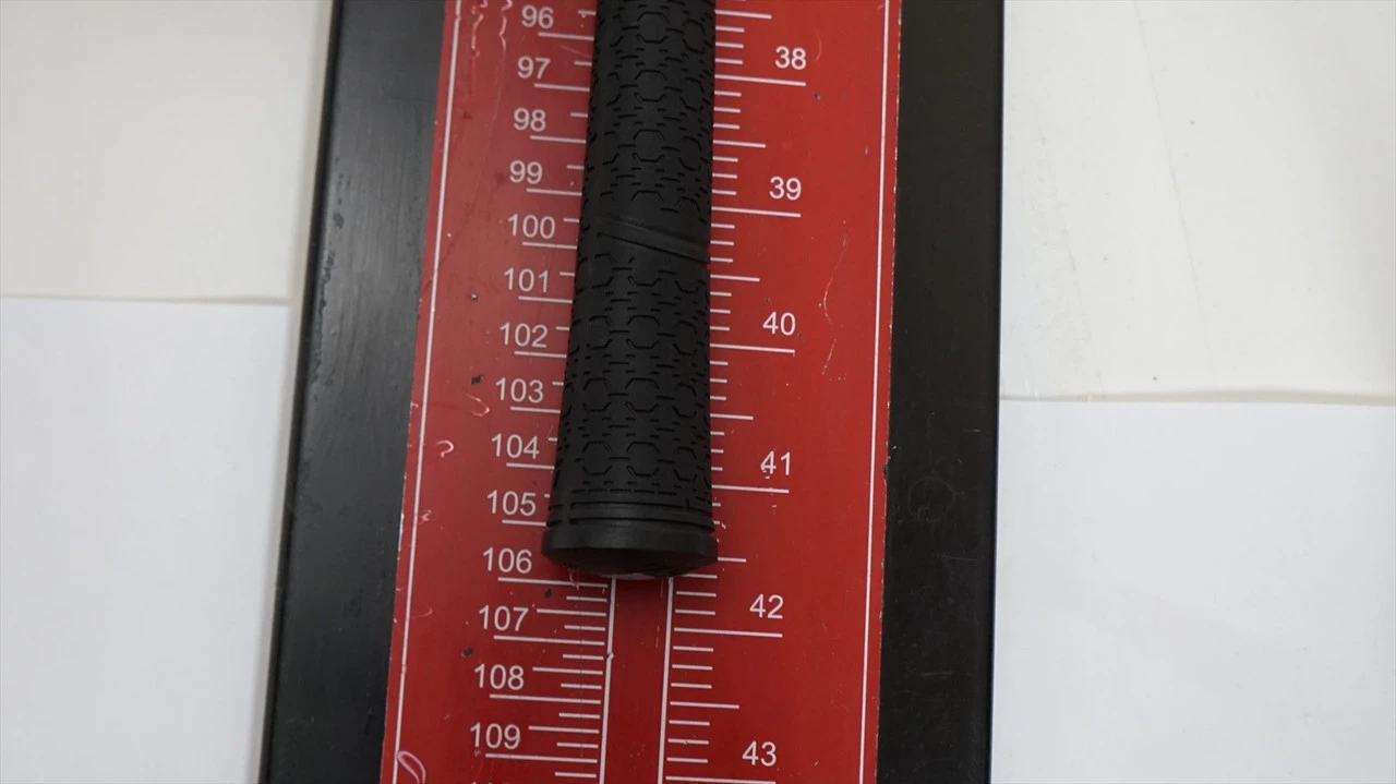 Mitsubishi Fubuki V-Series 40 Lite 40G Lite 41.5" Wood Shaft Pxg 998744 5 Mitsubishi Fubuki V-Series 40 Lite 40G Lite 41.5" Wood Shaft Pxg 998744 - Image 5