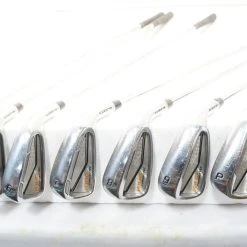 Cobra King Forged Tec Iron Set 4-Pw, Gw Regular Dynamic Gold Lite 1033552 Fair