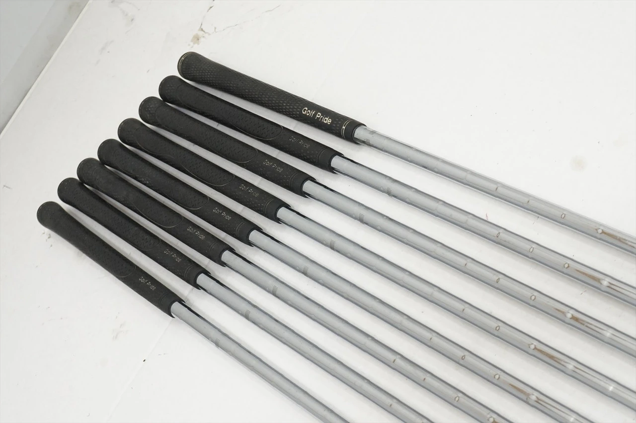Cobra Fp Iron Set 4-Pw, Gw Stiff Flex N.S. Pro 1030H Steel 1043305 Good 2 Cobra Fp Iron Set 4-Pw, Gw Stiff Flex N.S. Pro 1030H Steel 1043305 Good - Image 2