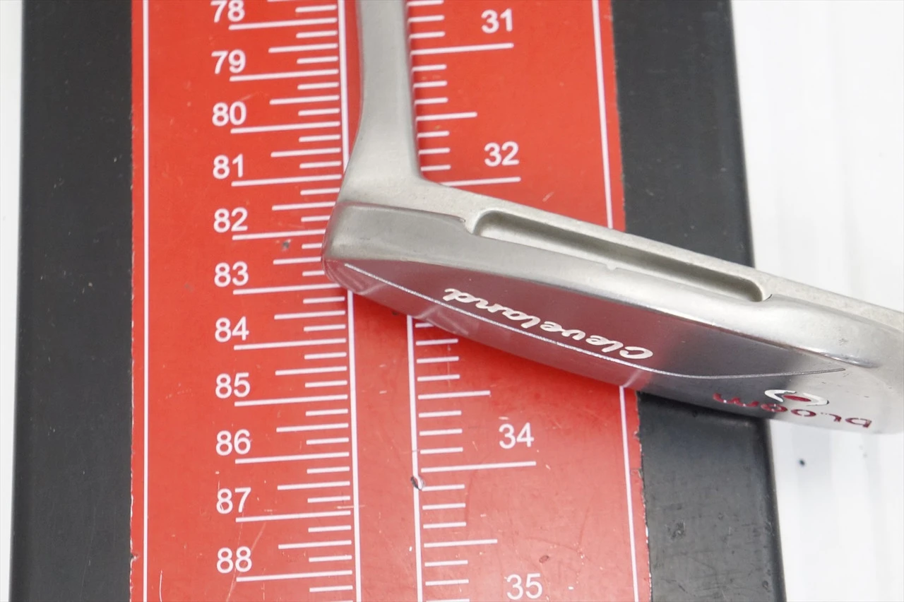 Cleveland Bloom Classic 33" Putter Fair Rh 1052240 6 Cleveland Bloom Classic 33" Putter Fair Rh 1052240 - Image 6