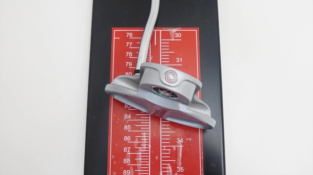 Odyssey White Hot Og 2-Ball 33" Putter Excellent Rh 1056519 6 Odyssey White Hot Og 2-Ball 33" Putter Excellent Rh 1056519 - Image 6