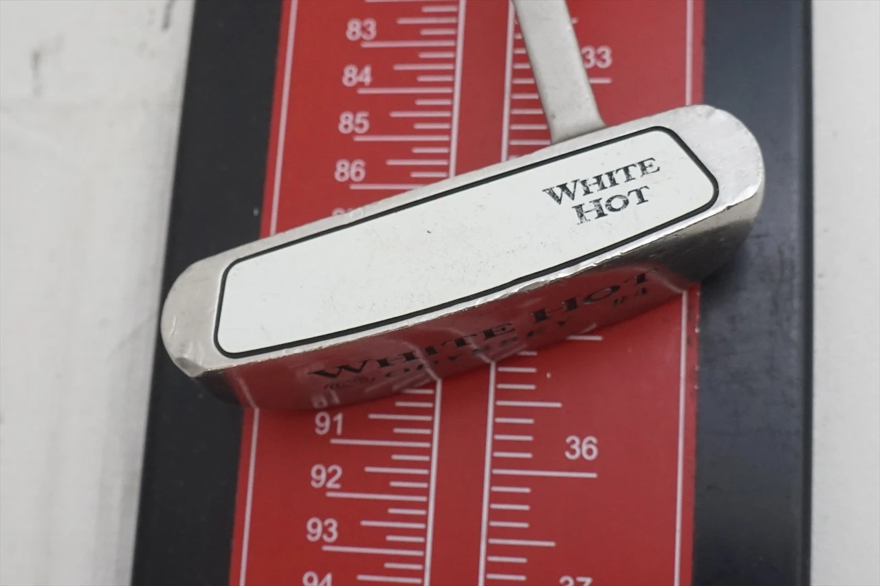 Odyssey White Hot 4 35" Putter Good Rh 1057323 7 Odyssey White Hot 4 35" Putter Good Rh 1057323 - Image 7