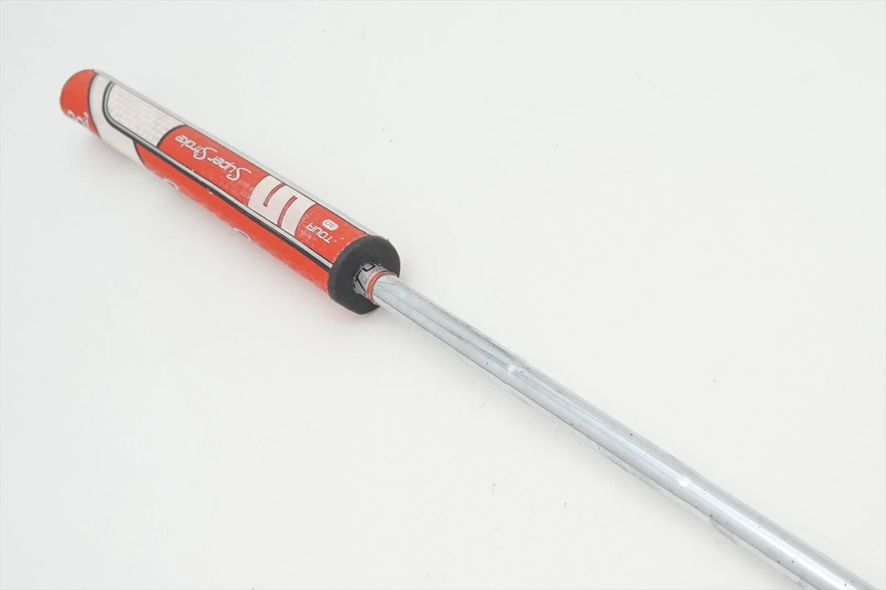 Scotty Cameron Futura 37" Putter Good Rh 1059047 Super Stroke Grip 4 Scotty Cameron Futura 37" Putter Good Rh 1059047 Super Stroke Grip - Image 4