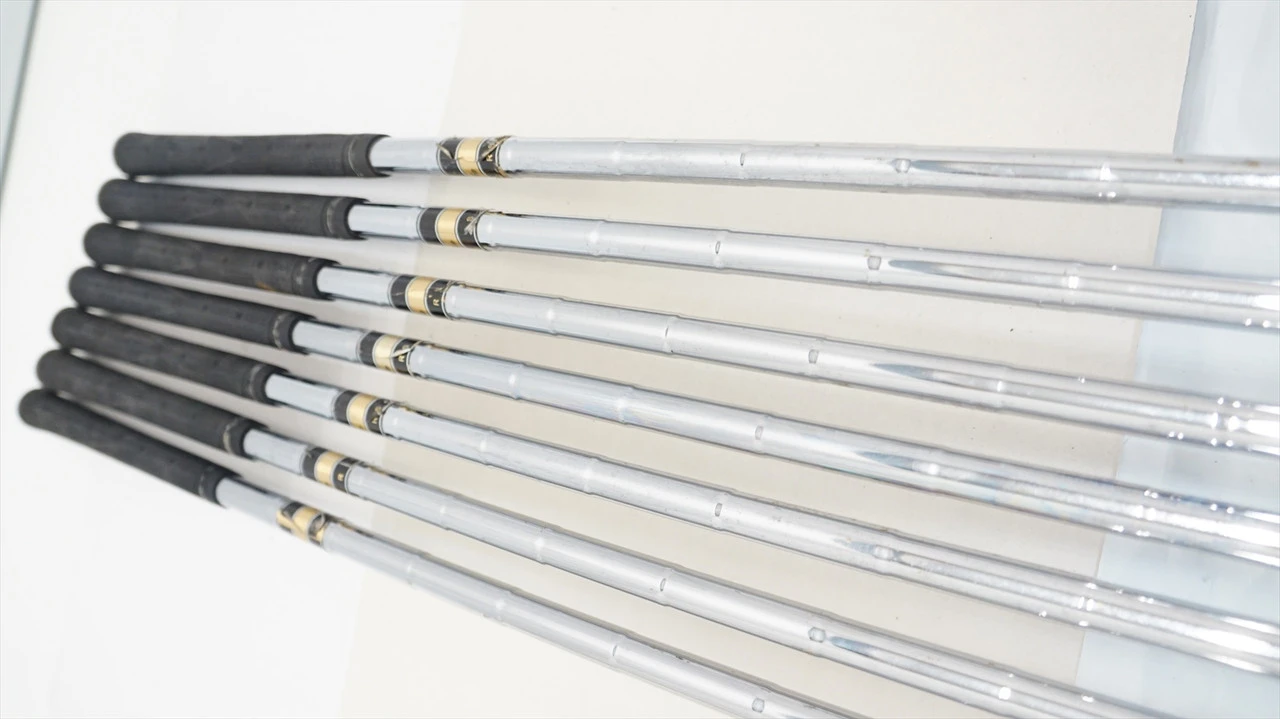 Cleveland Ta7 Tour Iron Set 4-Pw Regular Flex Tour Dynamic Steel 1060576 Good 2 Cleveland Ta7 Tour Iron Set 4-Pw Regular Flex Tour Dynamic Steel 1060576 Good - Image 2