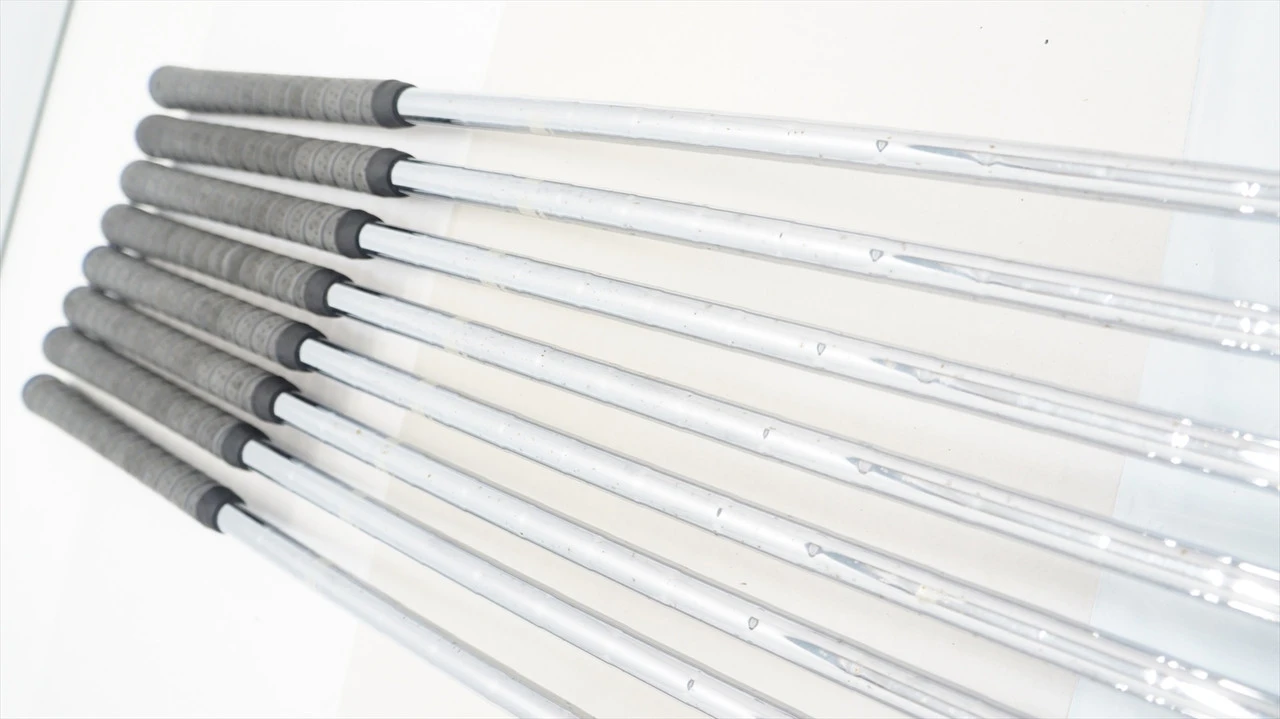 Taylormade P790 Iron Set 4-Pw, Aw Stiff Flex N.S. Pro 950Gh Steel 1061191 Good 2 Taylormade P790 Iron Set 4-Pw, Aw Stiff Flex N.S. Pro 950Gh Steel 1061191 Good - Image 2