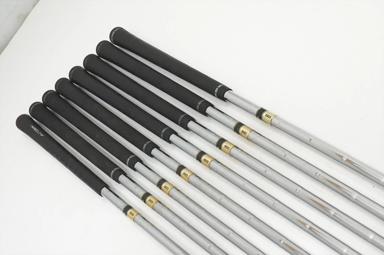 Nike Victory Red Forged Split Cavity Back Iron Set 3-Pw Stiff DG 1061781 Good 3 Nike Victory Red Forged Split Cavity Back Iron Set 3-Pw Stiff DG 1061781 Good - Image 3