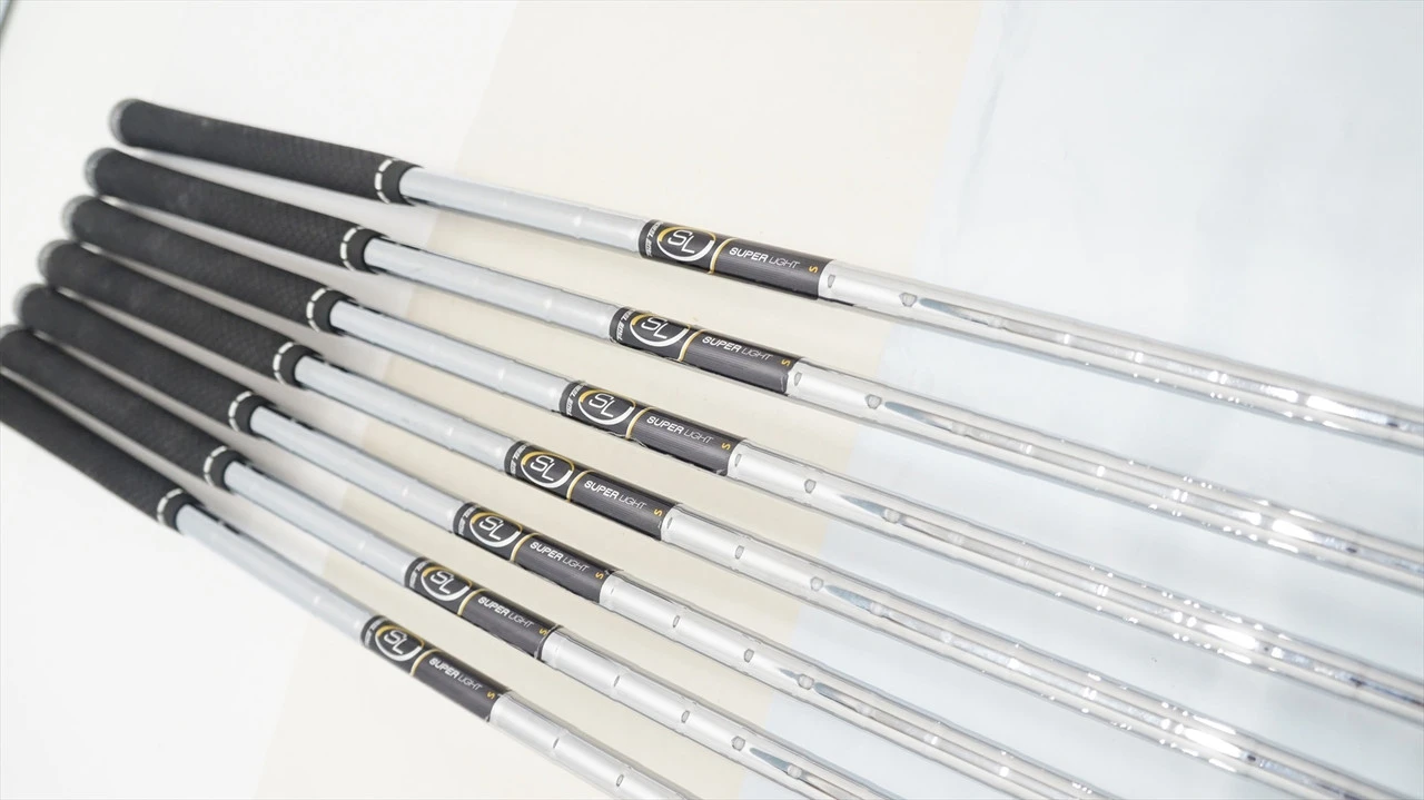 Cobra F Max Iron Set 5-Pw, Gw Stiff Flex True Temper Steel 1062301 Good 2 Cobra F Max Iron Set 5-Pw, Gw Stiff Flex True Temper Steel 1062301 Good - Image 2