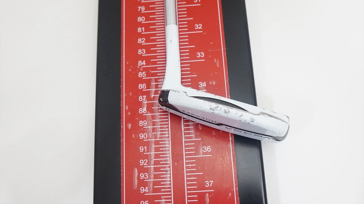 Odyssey Versa 9 Wbw 35" Putter Good Rh 1062733 Super Stroke Grip 6 Odyssey Versa 9 Wbw 35" Putter Good Rh 1062733 Super Stroke Grip - Image 6