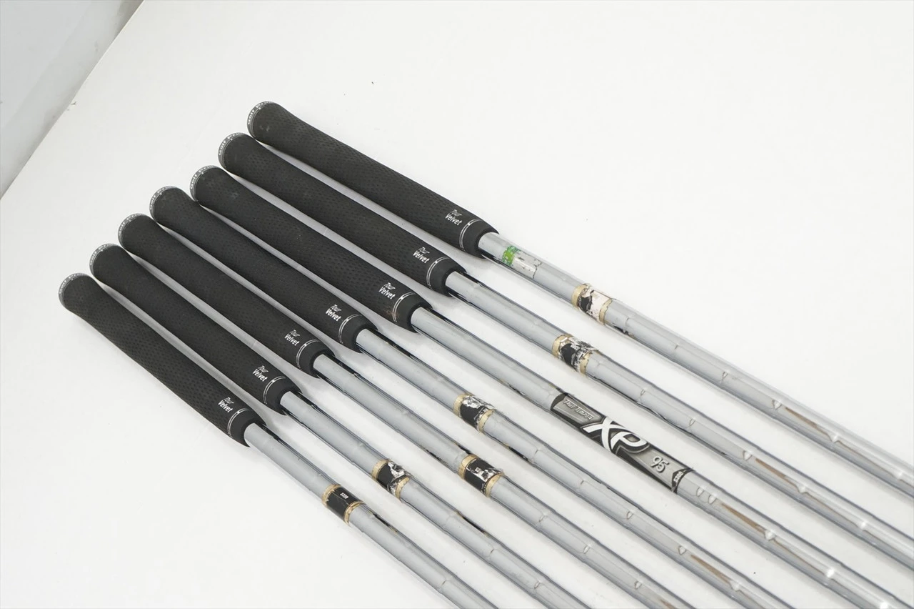 Titleist Ap2 710 Iron Set 4-Pw Stiff Flex Dynamic Gold Xp Plus 1" 1063876 Good 3 Titleist Ap2 710 Iron Set 4-Pw Stiff Flex Dynamic Gold Xp Plus 1" 1063876 Good - Image 3